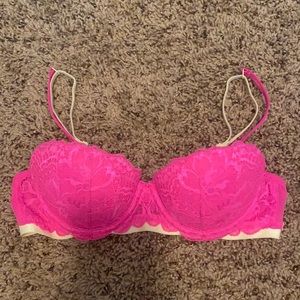 NWOT PINK Victoria Secret Lace push up bra